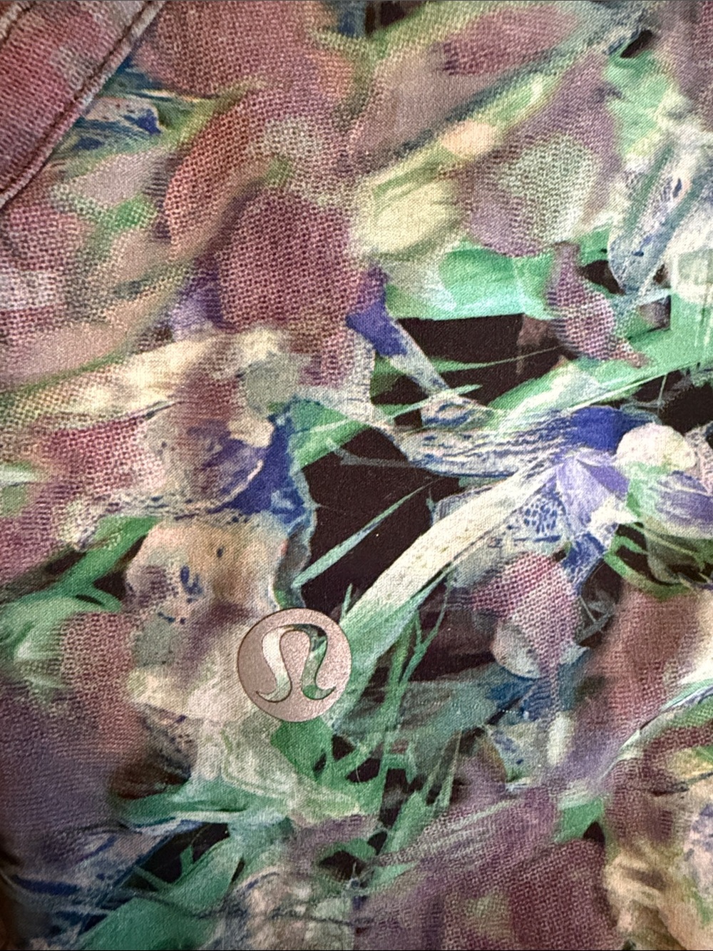 lululemon athletica Women's Abstract Floral Athletic Shorts - Green/Blue/Purple - Picture 4 of 4